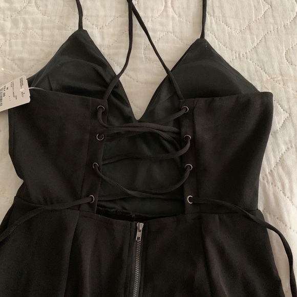 Black Jumpsuit 🖤 - Picture 7 of 8